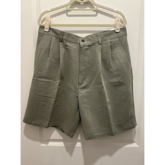 Croft 7Barrow Pleated Golf Short 36 Grey Microfiber NWT - Picture 1 of 9
